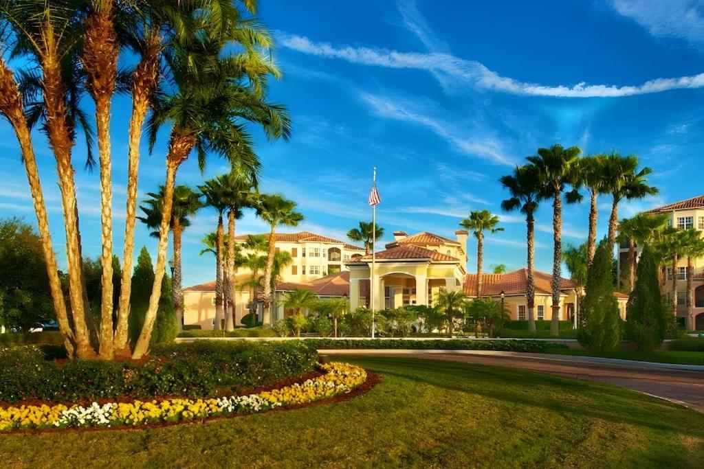 Entire Rental 3-Br Minutes From Disney X8 Hot Tub Apartment 2204 Orlando Exterior photo